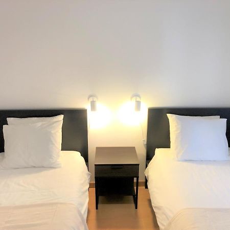 Sea Avenue House - Center Baleal - Surfboard Included Appartement Ferrel  Buitenkant foto