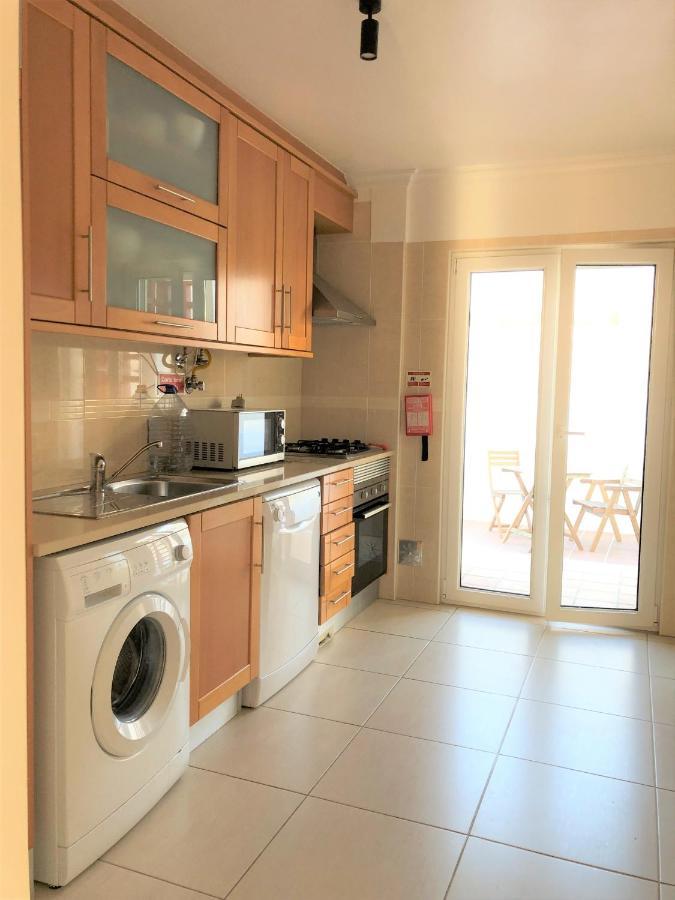 Sea Avenue House - Center Baleal - Surfboard Included Appartement Ferrel  Buitenkant foto